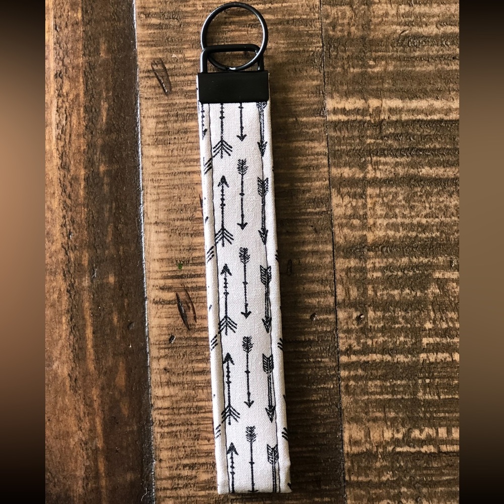 Wristlet keychains - Picture 13 of 15